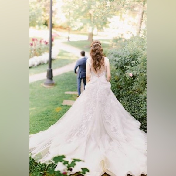 Wedding Dress - Picture 3 of 3